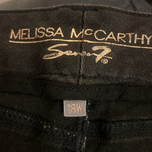 Women’s Denim Jeans - Picture 3 of 10